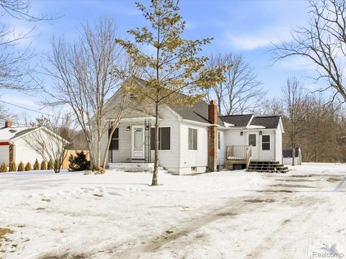 229 Michigan Ave, Marysville, MI, 48040-1190 | Card Image