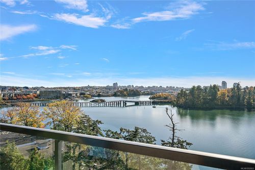 802-105 Gorge Rd E, Victoria, BC, V9A6Z3 | Card Image