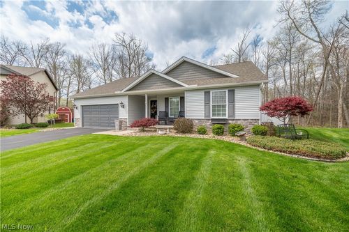 1383 Cross Cv, Austintown, OH, 44515-3879 | Card Image