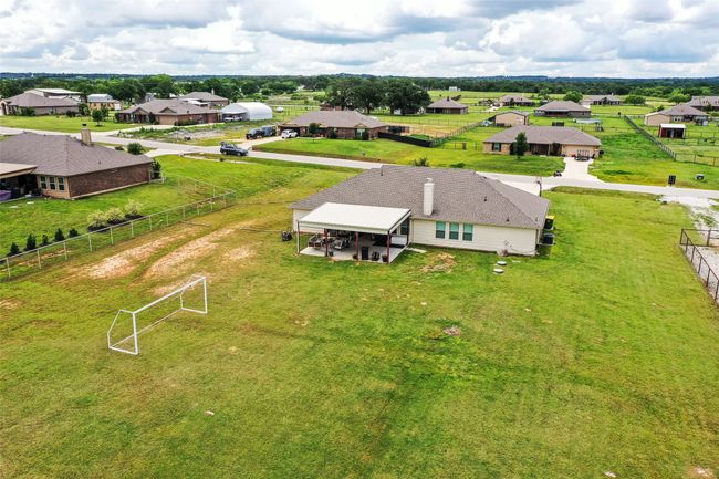 239 Springwood Ranch Loop, House other with 4 bedrooms, 2 bathrooms and null parking in Springtown TX | Image 32