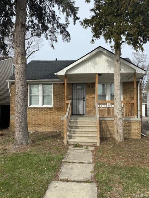 6811 Minock St, Detroit, MI, 48228-3922 | Card Image
