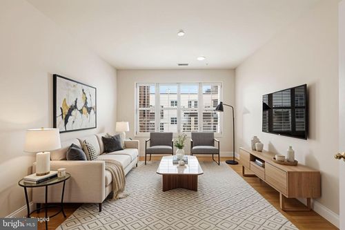 304-804 Taylor St Nw, WASHINGTON, DC, 20011-5849 | Card Image