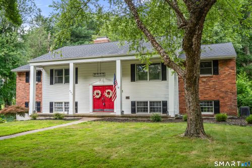 447 Lovely St, Avon, CT, 06001-2350 | Card Image