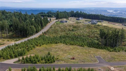 187 Talon Court, Kalama, WA, 98625 | Card Image