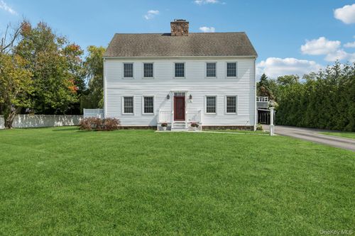78 Oak Rd, Bayport, NY, 11705-2012 | Card Image