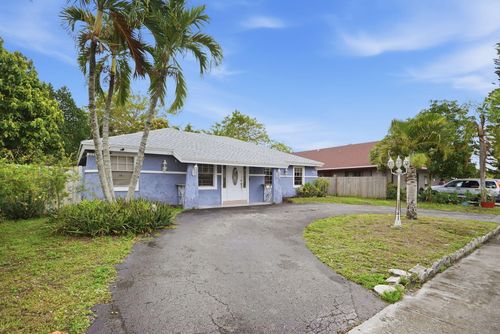 1301 Sw 75th Ave, North Lauderdale, FL, 33068-3616 | Card Image