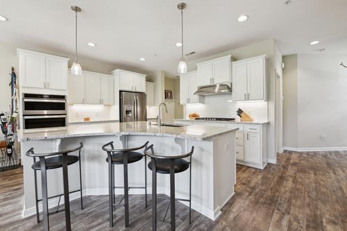 722 Maggie Way, Chanhassen, MN, 55317-3300 | Card Image