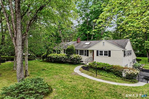 19 Geneva Rd, Norwalk, CT, 06850-2708 | Card Image