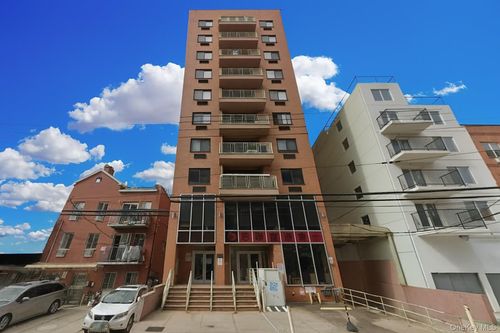 5a-3138 137th St, Flushing, NY, 11354-1979 | Card Image