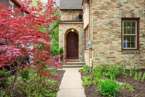 1913 Regent Street, Madison, WI, 53726 | Card Image