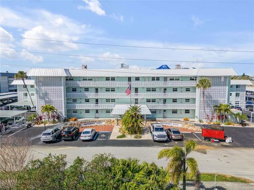 d304-325 N Causeway, NEW SMYRNA BEACH, FL, 32169-5279 | Card Image