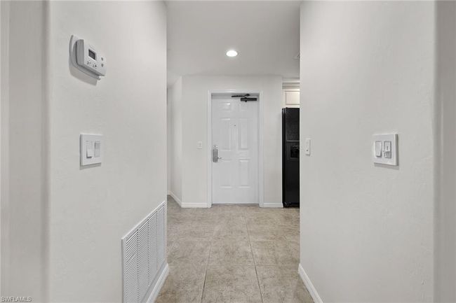 311 - 221 9 Th St S, Condo with 1 bedrooms, 1 bathrooms and null parking in NAPLES FL | Image 7