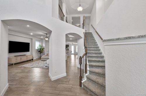 6514 Comanche Post, San Antonio, TX, 78233-4109 | Card Image