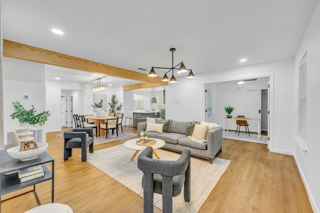 6615 Hialeah Dr, House other with 4 bedrooms, 3 bathrooms and null parking in Dallas TX | Image 5