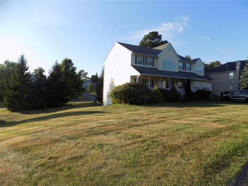 8 Cedardale Loop, Wappingers Falls, NY, 12590-7505 | Card Image