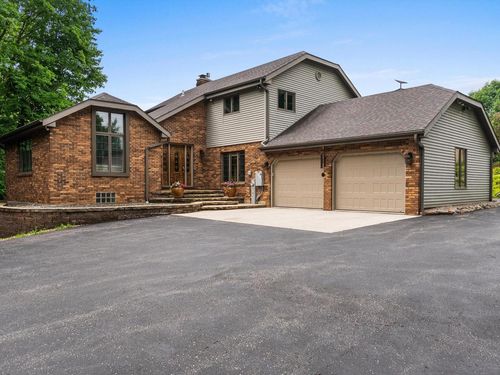 N8368 State Road 57, Elkhart Lake, WI, 53020-2040 | Card Image