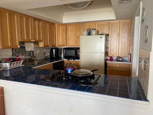 apt-617-2030 S Ocean Dr, Hallandale Beach, FL, 33009-6607 | Card Image
