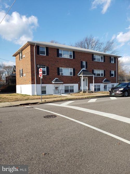 d-737 Borbeck Ave, PHILADELPHIA, PA, 19111-3103 | Card Image