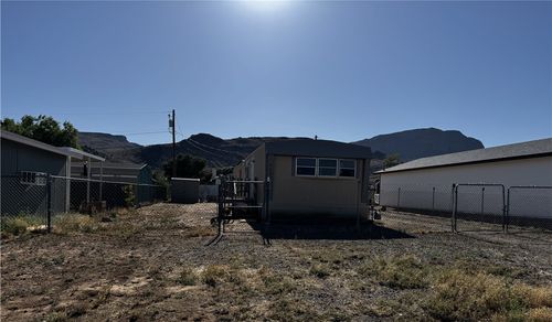 4689 N Arnold Rd, Kingman, AZ, 86409-1715 | Card Image