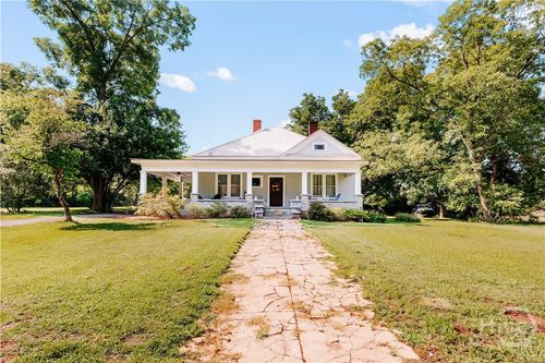 670 S Railroad Ave, Carlton, GA, 30627-1447 | Card Image