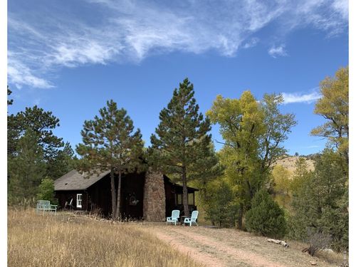 950 Meadow Creek Rd, Livermore, CO, 80536 | Card Image