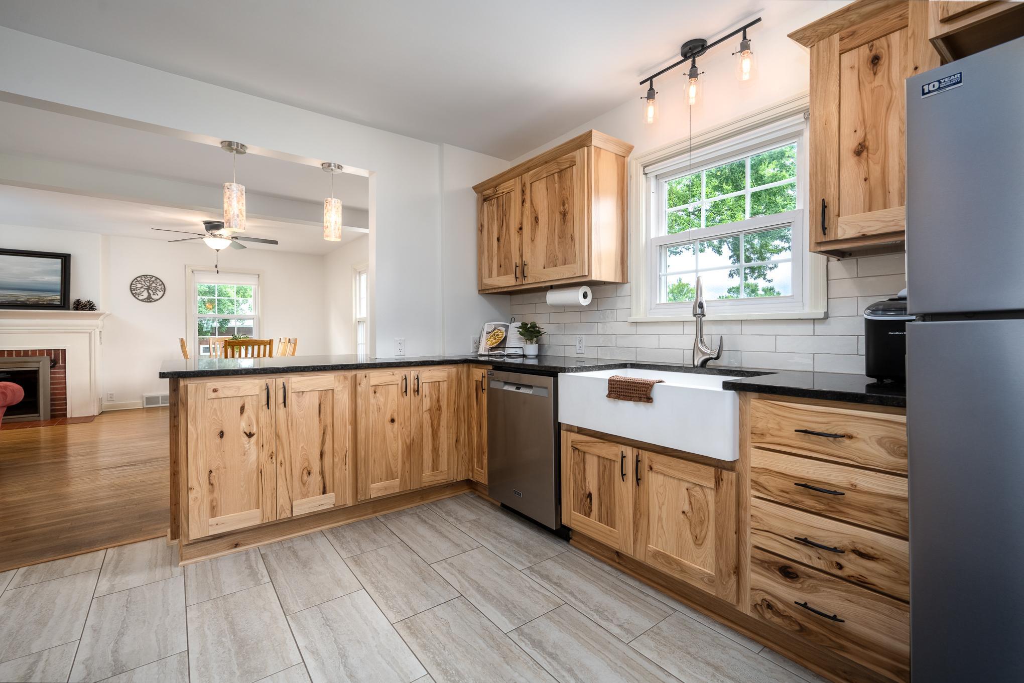 Residential in Dresser 5