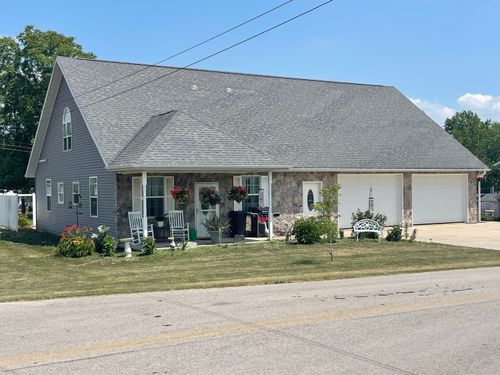 100 Cottonwood Dr, Celina, OH, 45822-2702 | Card Image