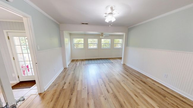 Sitting area | Image 17