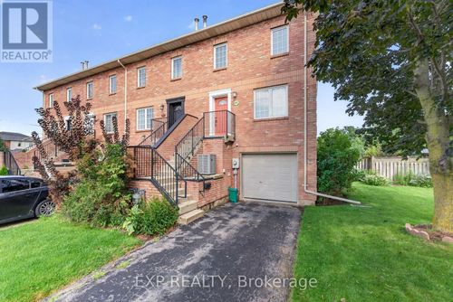 4385 Henry Avenue, Lincoln (Beamsville), ON, L0R1B6 | Card Image