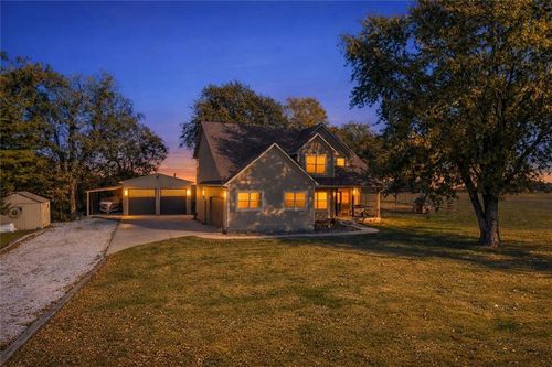 28800 E Atherton Sibley Rd, Sibley, MO, 64088-9621 | Card Image