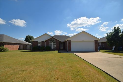 1500 Se 21st St, Bentonville, AR, 72712-3791 | Card Image