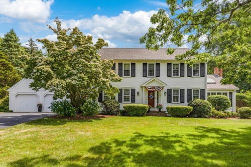 11 Tara Dr, Pembroke, MA, 02359-2632 | Card Image