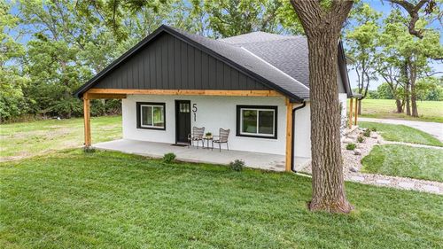 51 208th St, Holt, MO, 64048-9737 | Card Image