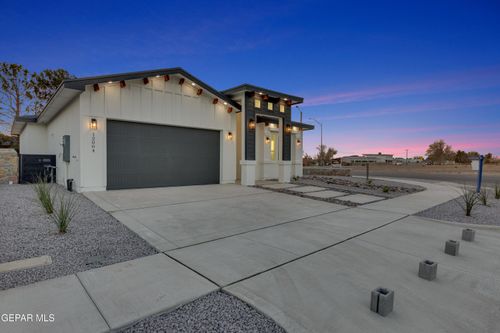 12004 Cotton Cloud Way, Socorro, TX, 79927-7718 | Card Image