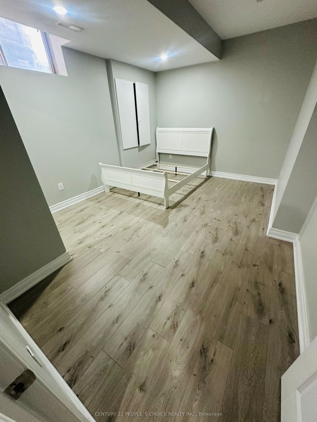 41 Trail Rider Dr, House other with 8 bedrooms, 7 bathrooms and 2 parking in Brampton ON | Image 12