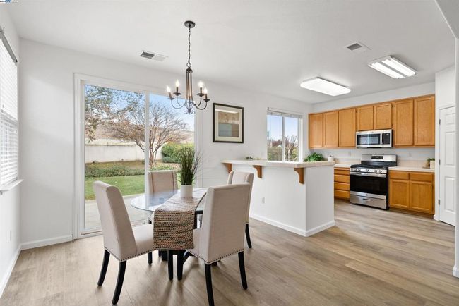 313 Upton Pyne Dr, House other with 2 bedrooms, 2 bathrooms and 2 parking in Brentwood CA | Image 13