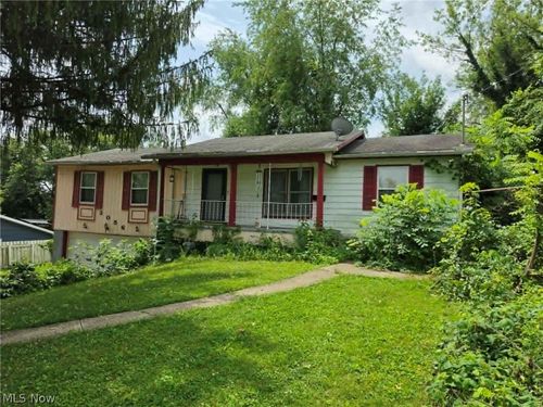 3056 Broadvue Cir, Zanesville, OH, 43701-9783 | Card Image