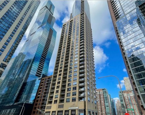 unit-2002-420 Waterside Dr, CHICAGO, IL, 60601-8009 | Card Image