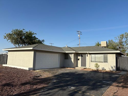 38810 Foxholm Dr, Palmdale, CA, 93551-3905 | Card Image