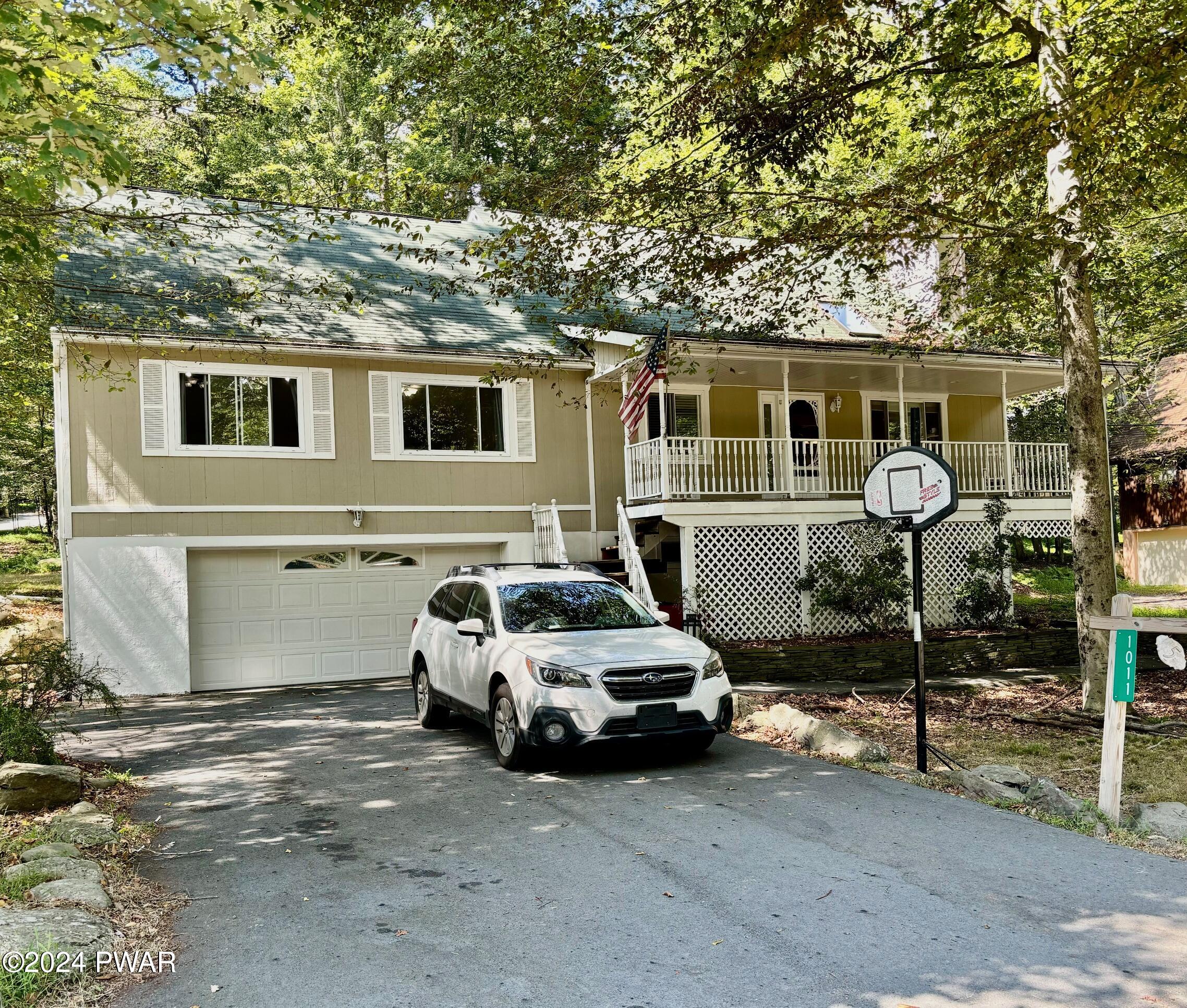 Fawnhill Ct, Lake Ariel, PA 18436