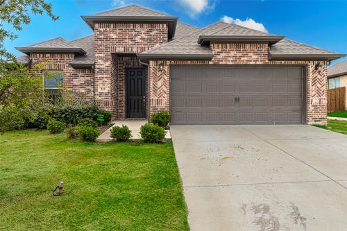311 Ranch Rd, Justin, TX, 76247-6811 | Card Image