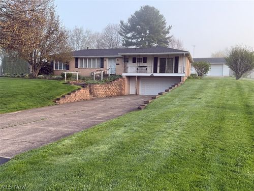 2401 Terrain Street, Magnolia, OH, 44643 | Card Image