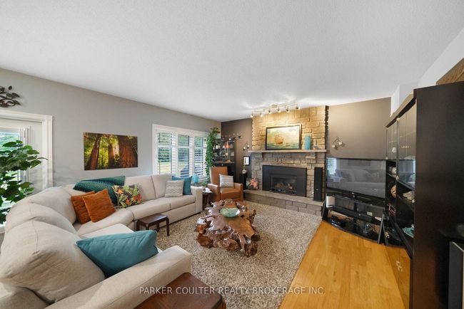 10 Duffys Crt, House other with 4 bedrooms, 3 bathrooms and 7 parking in Minesing ON | Image 19
