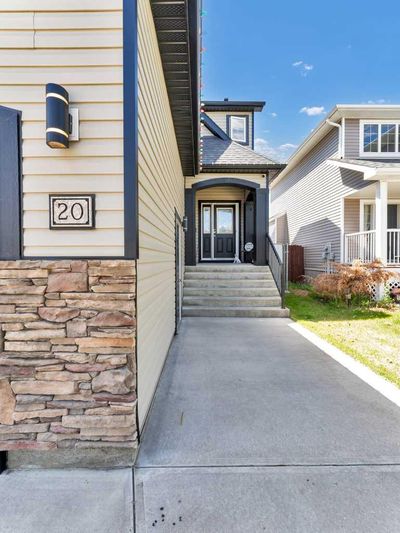 20 Terrace Cir Ne, House detached with 4 bedrooms, 3 bathrooms and 4 parking in Medicine Hat AB | Image 3