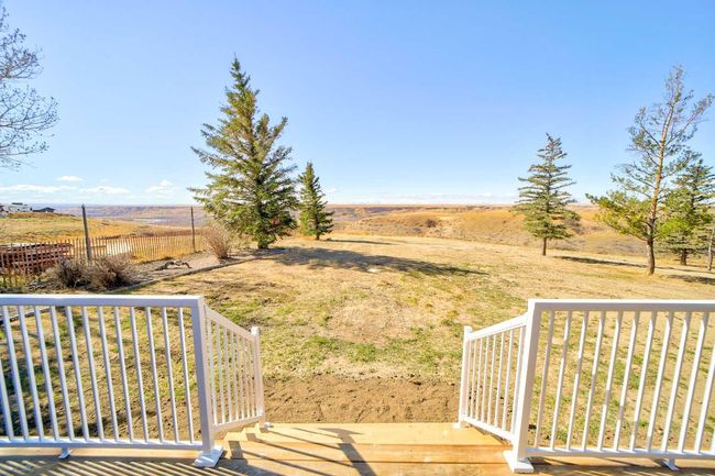 10 Sunset Cres, House other with 4 bedrooms, 3 bathrooms and 6 parking in Lethbridge County AB | Image 10