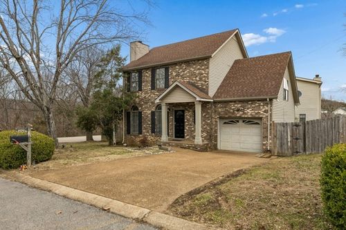7701 Poplar Ridge Dr, Nashville, TN, 37221-2326 | Card Image