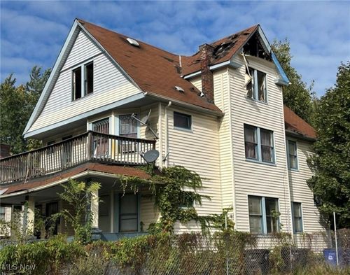 10411 Parkgate Ave, Cleveland, OH, 44108-3337 | Card Image