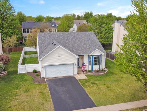 1307 Broadlawn Dr, Plainfield, IL, 60586-5819 | Card Image