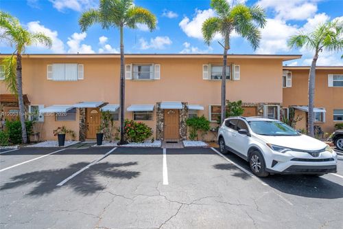 261-450 Se 7th St, Dania Beach, FL, 33004-4410 | Card Image