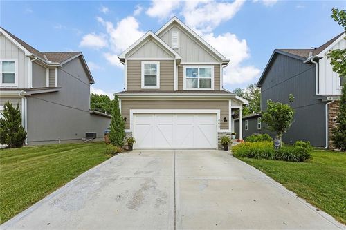 1405 Newport Lane, Raymore, MO, 64083 | Card Image